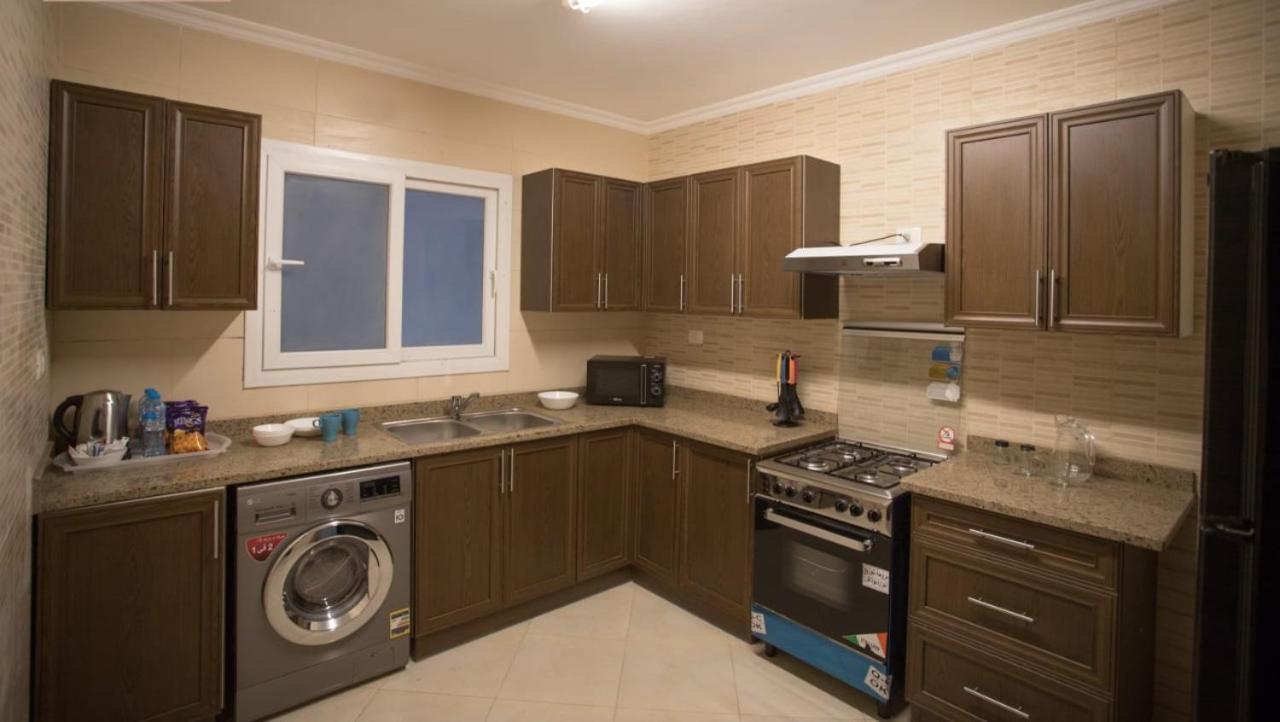 Parkside Boutique 3 Bbr Serviced Apartment - Ocean Blue - Near Airport Il Il Cairo Esterno foto